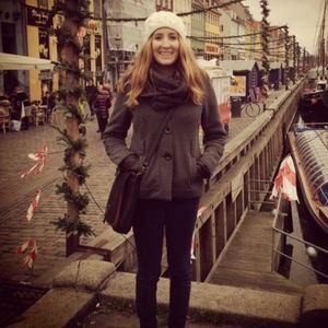 Meet your Posher, Helen